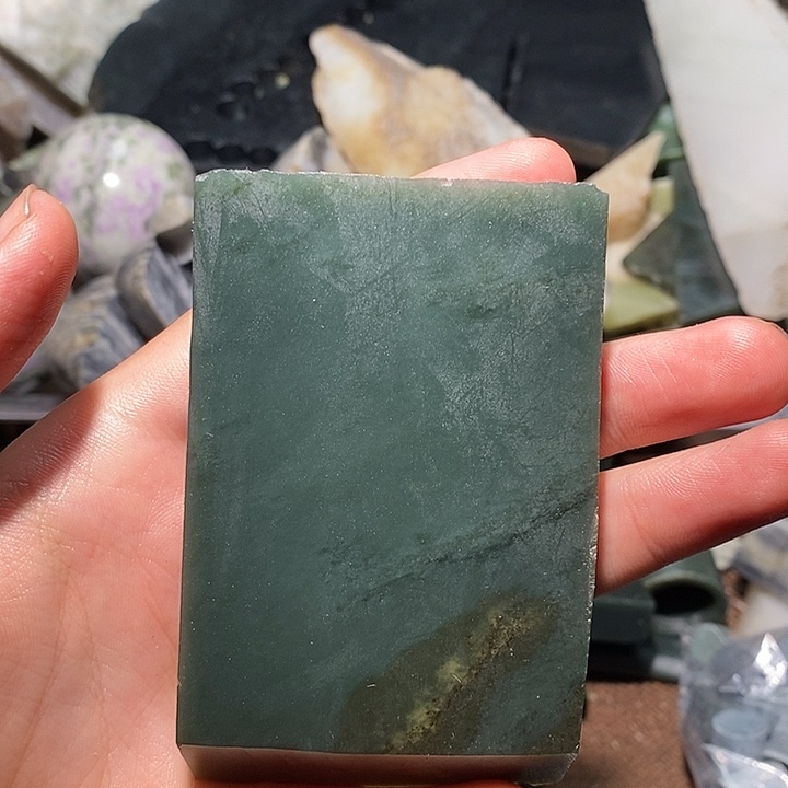 未镶嵌和田玉（青玉）珠宝半成品