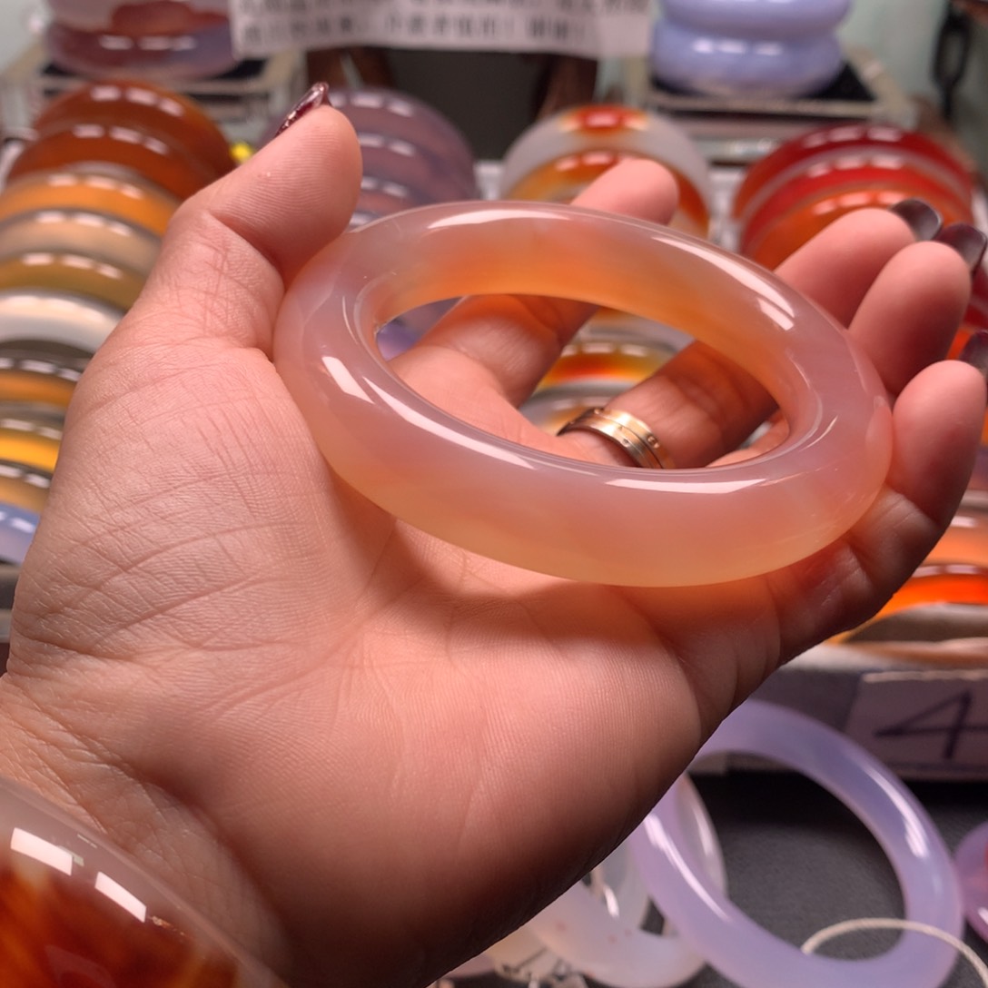 玛瑙/玉髓手镯未镶嵌暖*