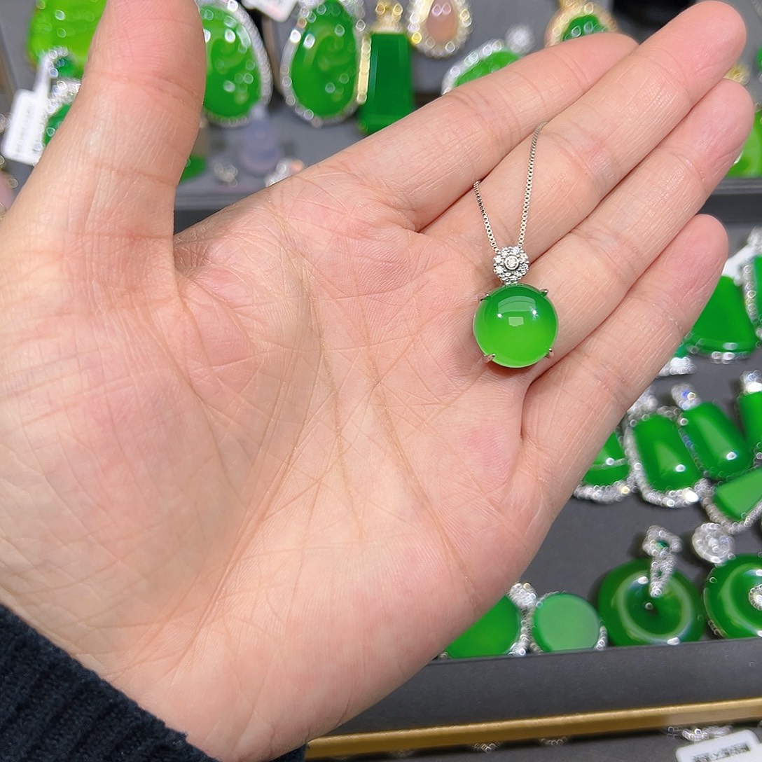 玛瑙/玉髓合金颈饰