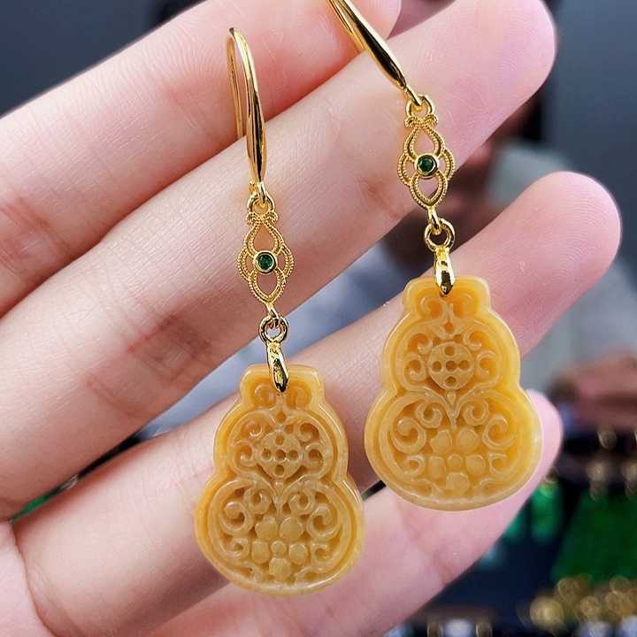 翡翠耳饰未镶嵌饰品