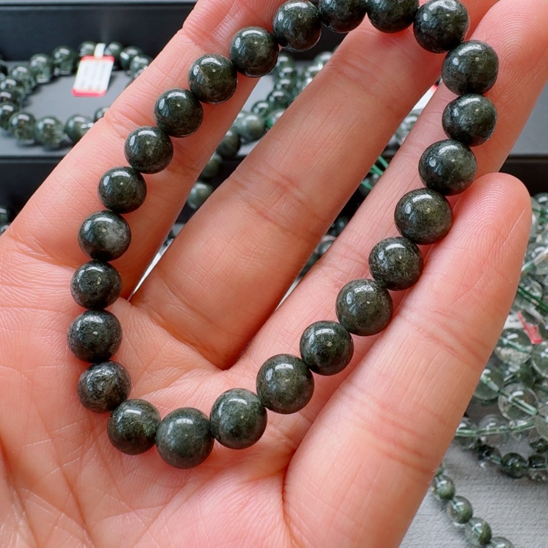 水晶手链未镶嵌?天然