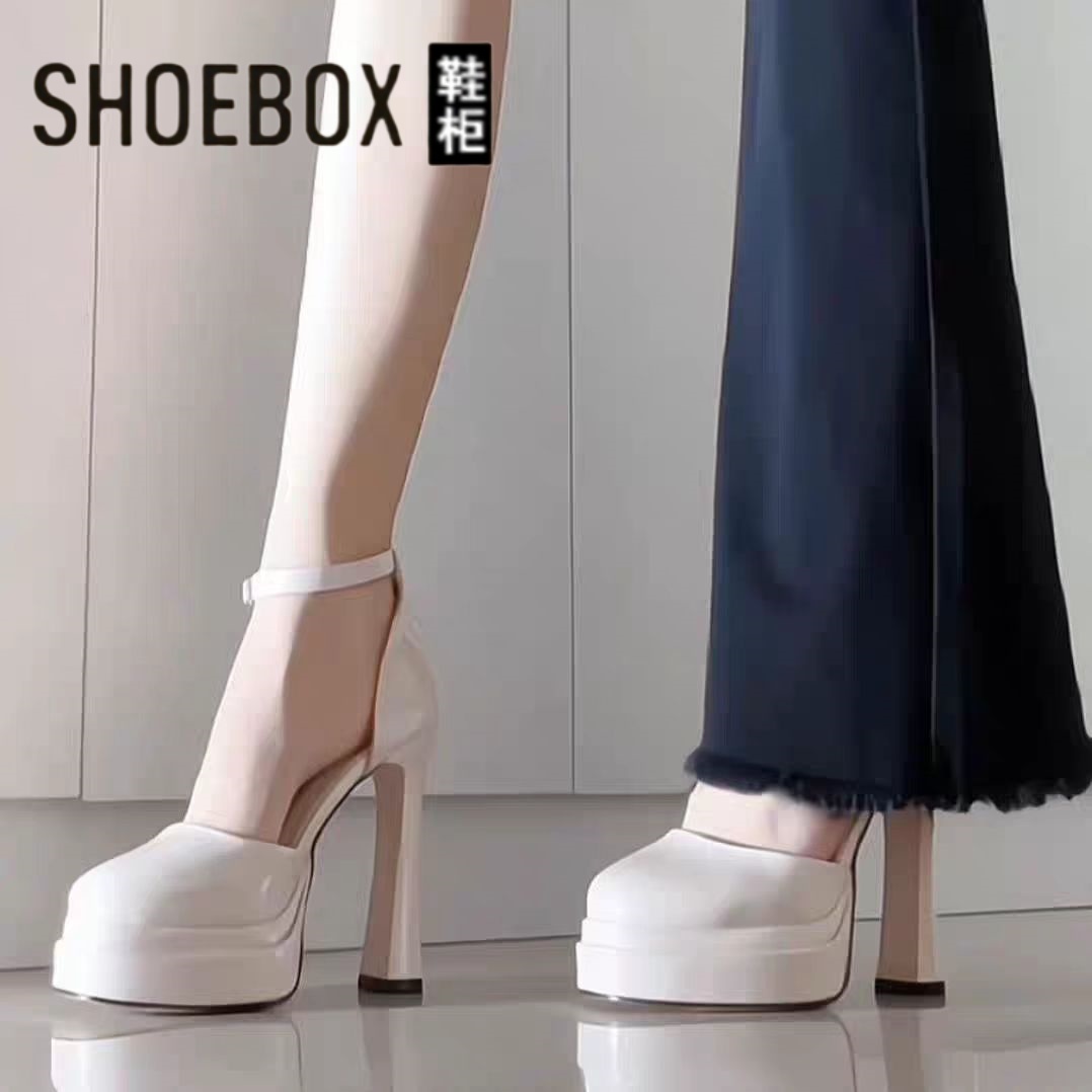 达芙妮集团鞋柜法式洋气玛丽珍粗跟超高跟鞋女鞋婚鞋防水台小个子