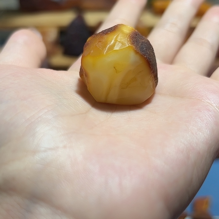 定制琥珀波罗的海琥珀