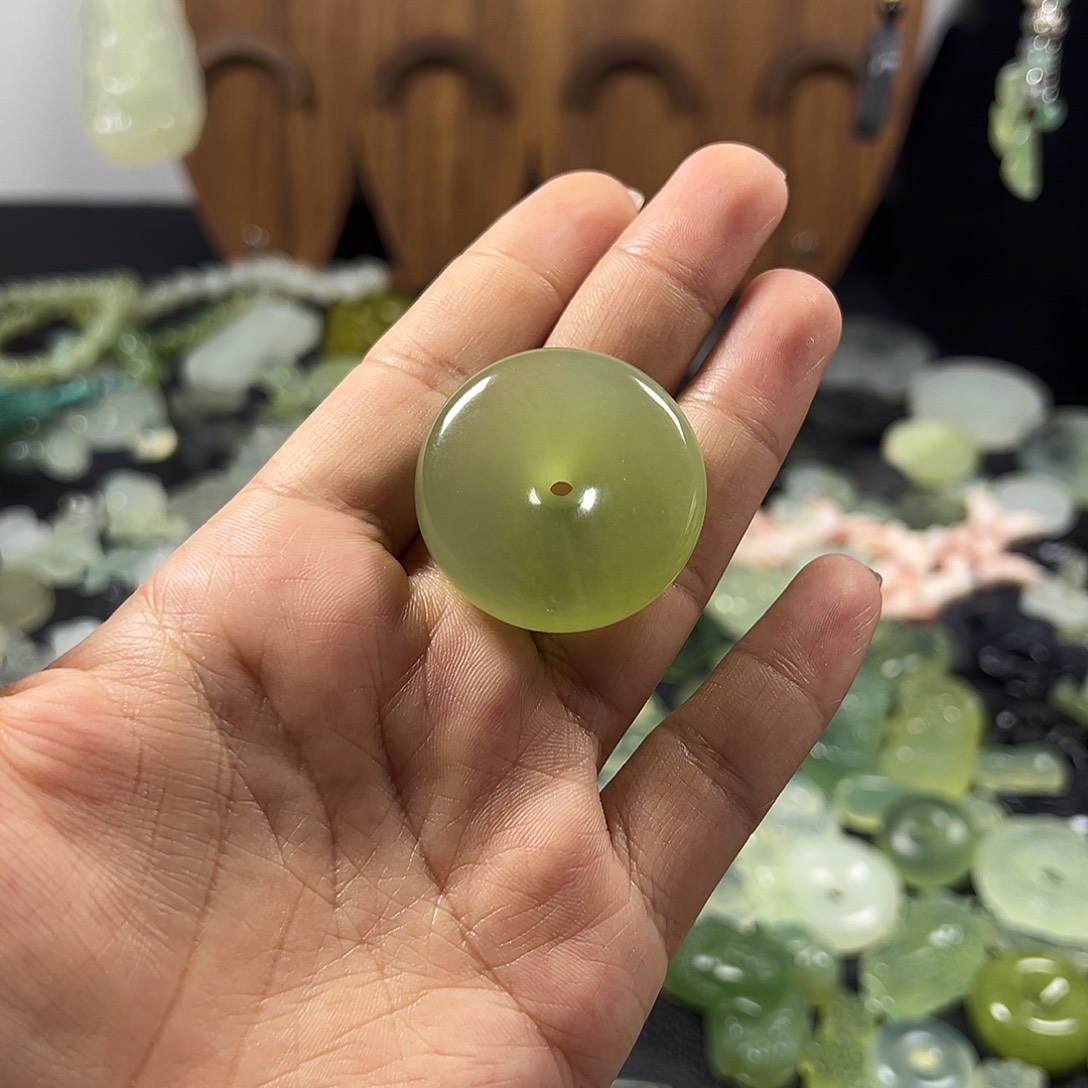 未镶嵌岫玉吊坠(不含链)