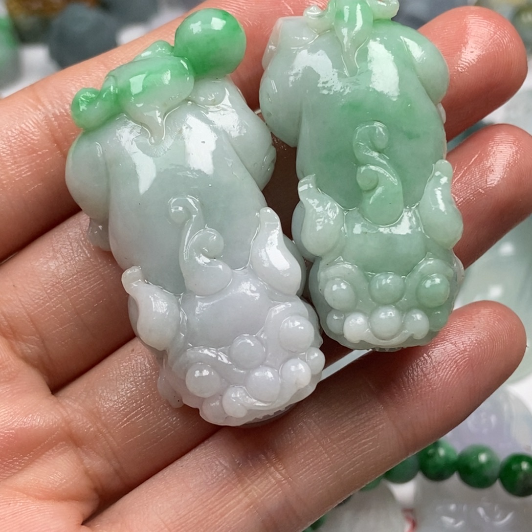 都***堰定制翡翠未镶嵌翡翠