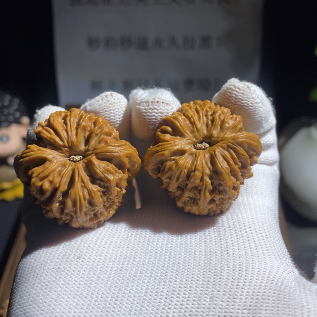 别***西文玩核桃吊坠核桃