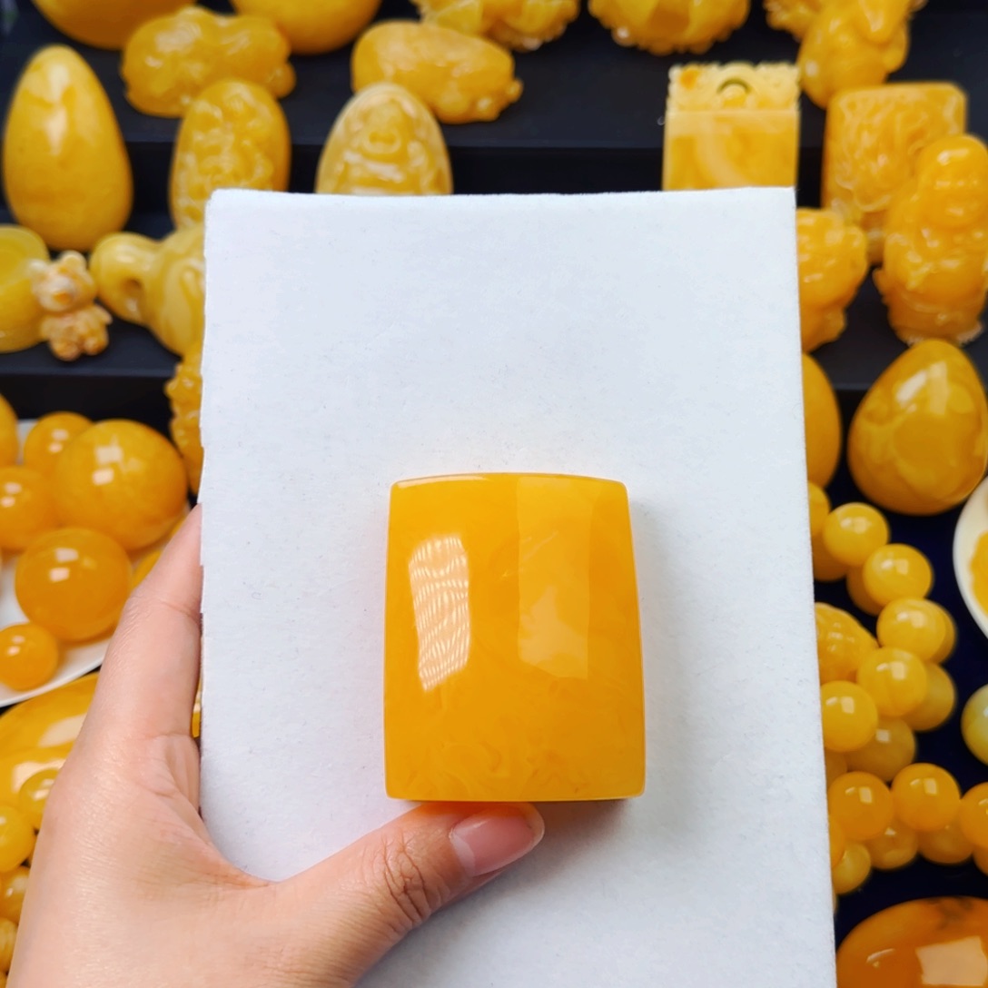 琥珀颈饰未镶嵌无事牌吊坠