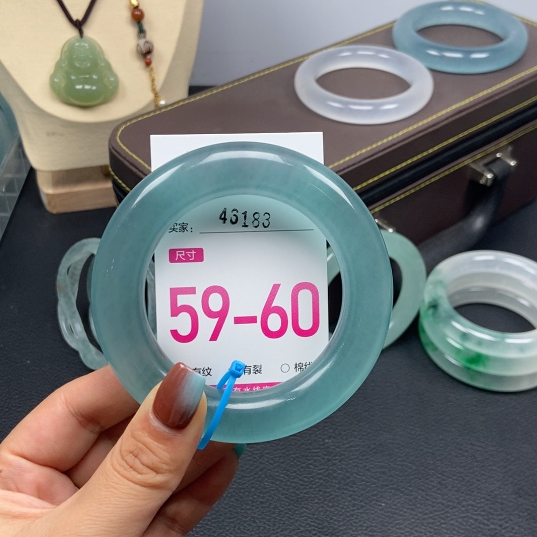 未镶嵌手镯石英质玉高**米