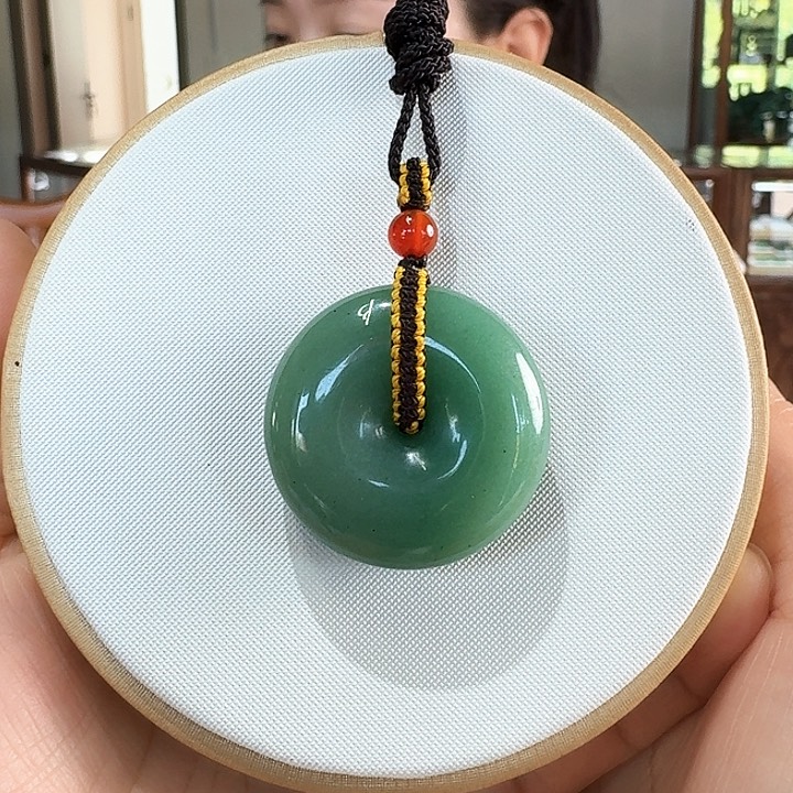 密玉（石英质玉）吊坠未镶嵌
