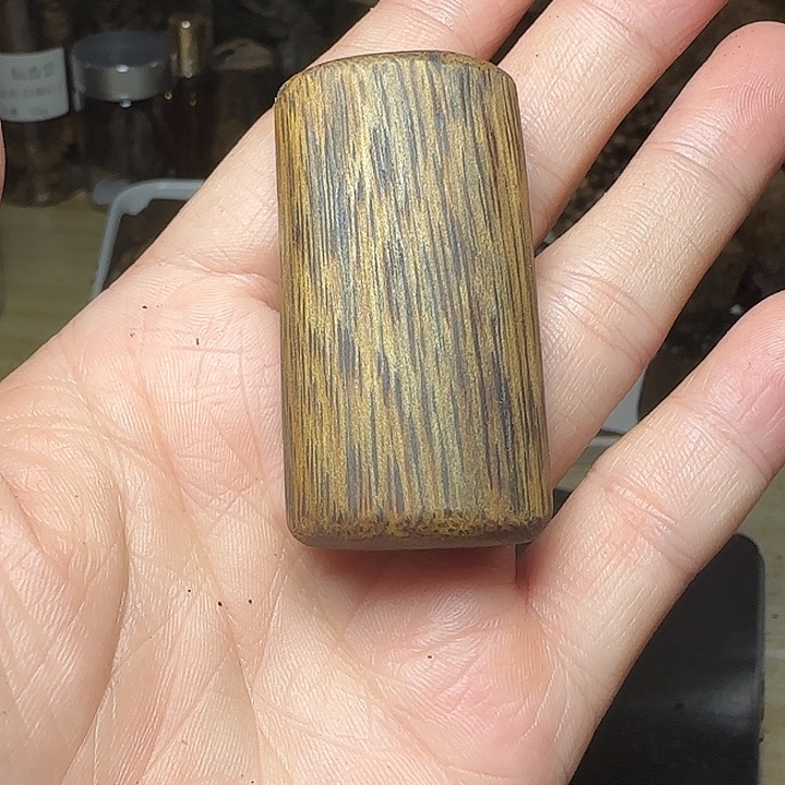 l***s海南乌身树心树牌10克