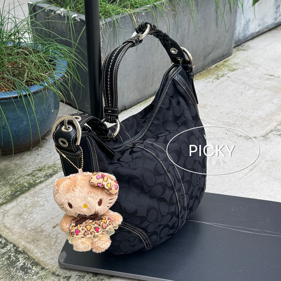 95新 COACH/蔻驰 黑银 老花拼皮 编织 饺子包 单肩包
