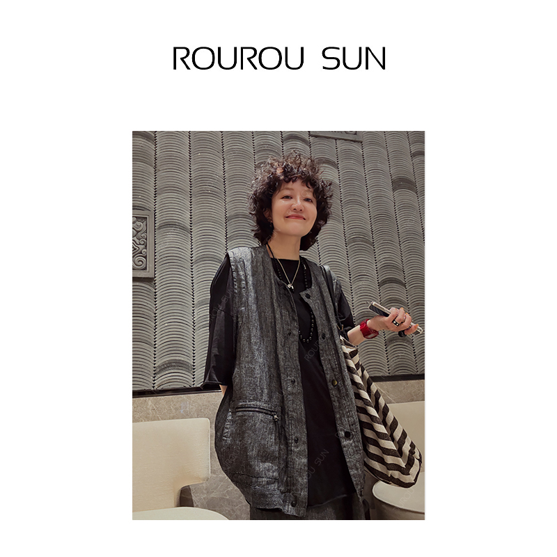 26126马甲女外搭显瘦短款宽松坎肩无袖背心上衣