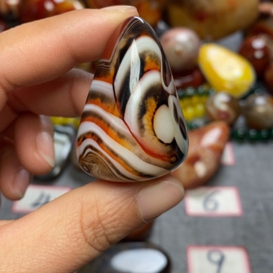 玛瑙/玉髓珠宝奇石未镶嵌J**R打孔不退不换