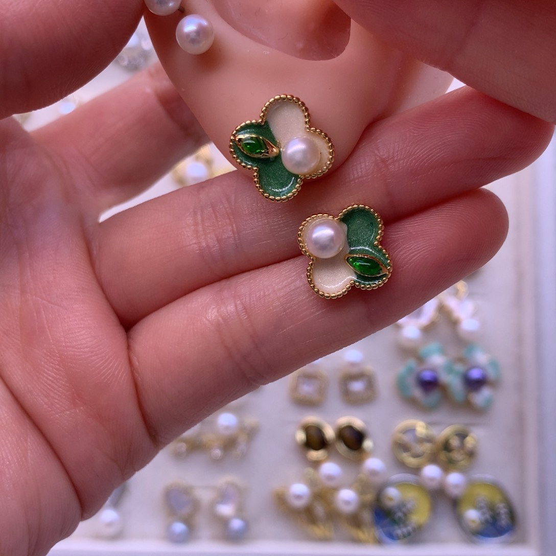 合金淡水珍珠耳饰