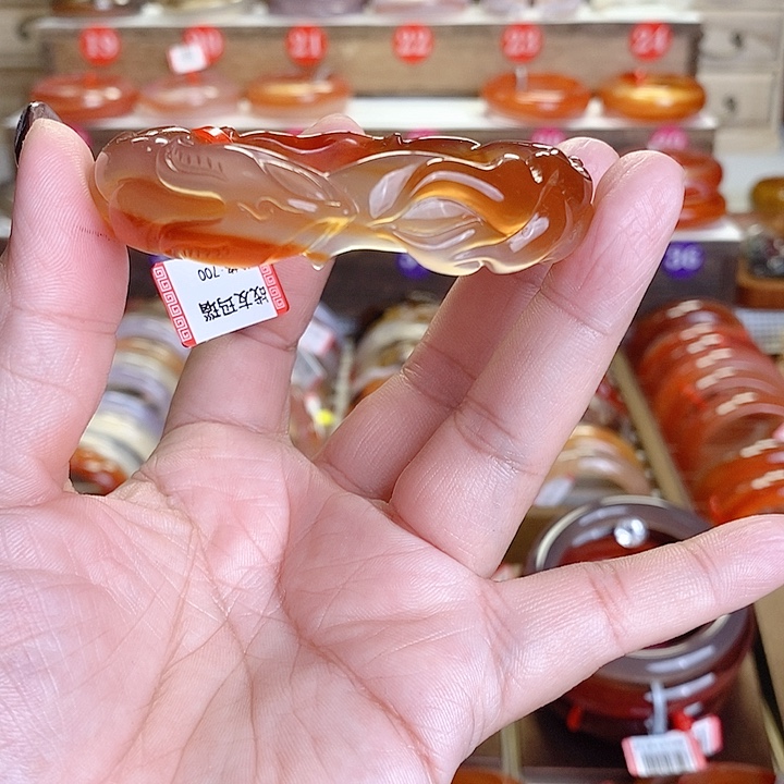 玛瑙/玉髓手镯未镶嵌P****g