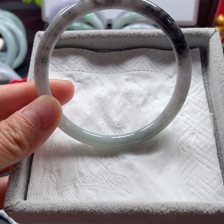 翡翠未镶嵌手镯手镯