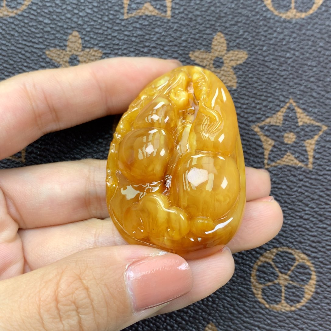 琥珀未镶嵌珠宝奇石