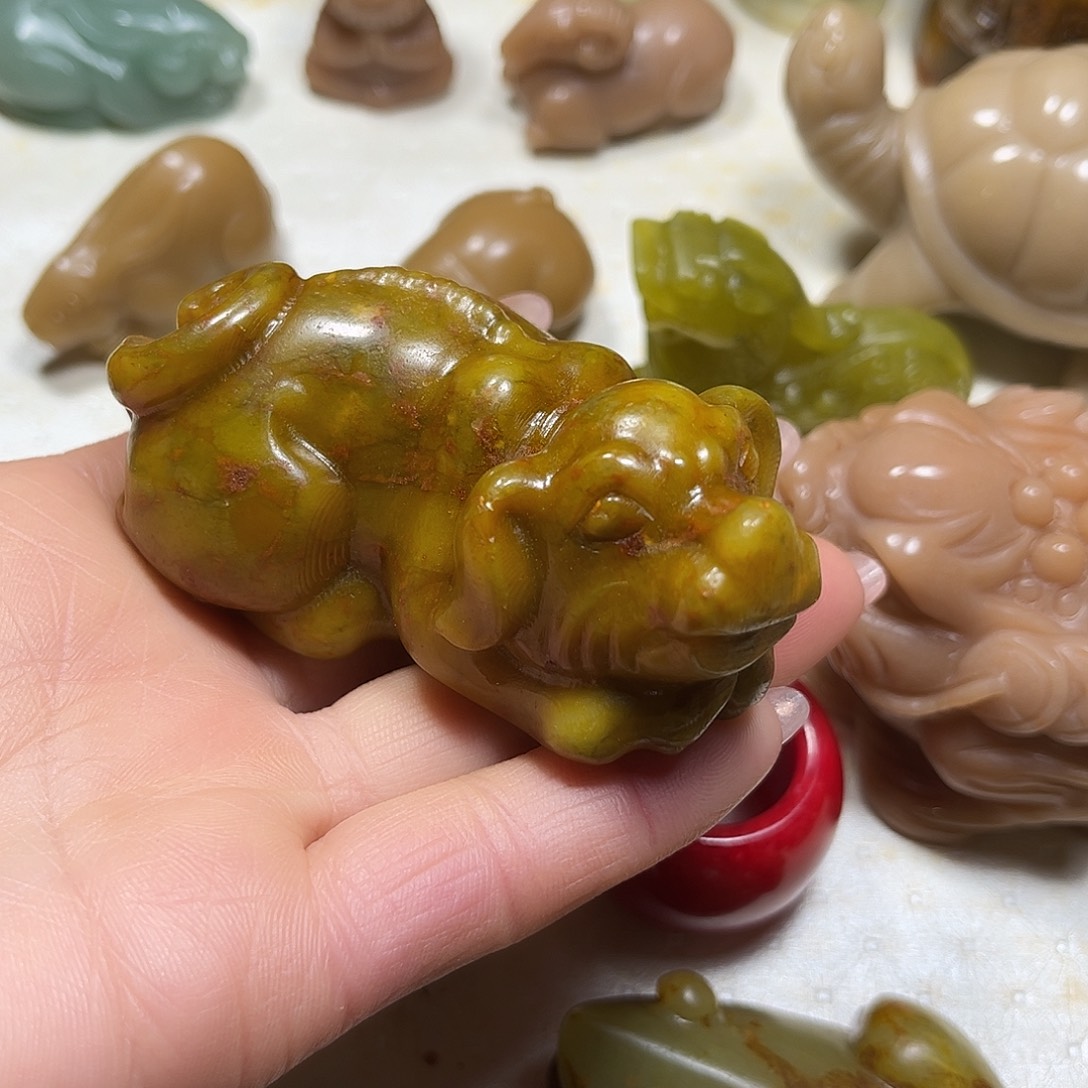 白玉菩提吊坠白玉菩提吊坠