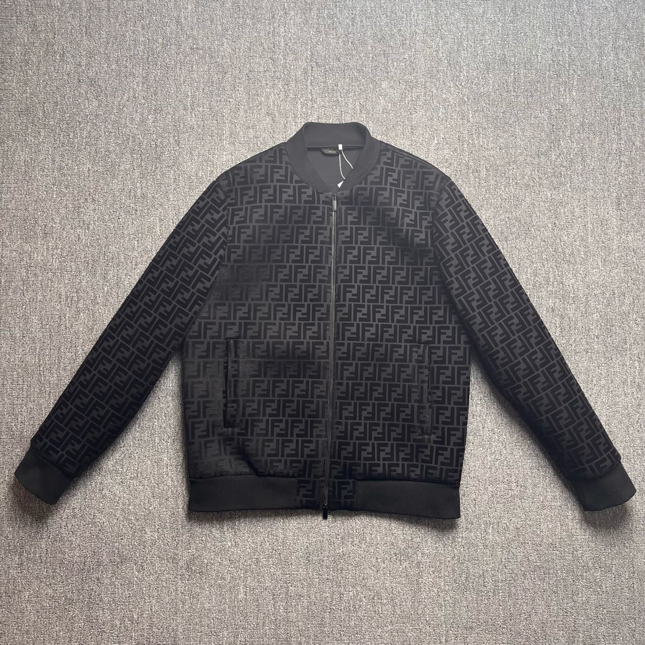 95新 FENDI/芬迪 双F满印棒球夹克棉服/52码/98新/10821