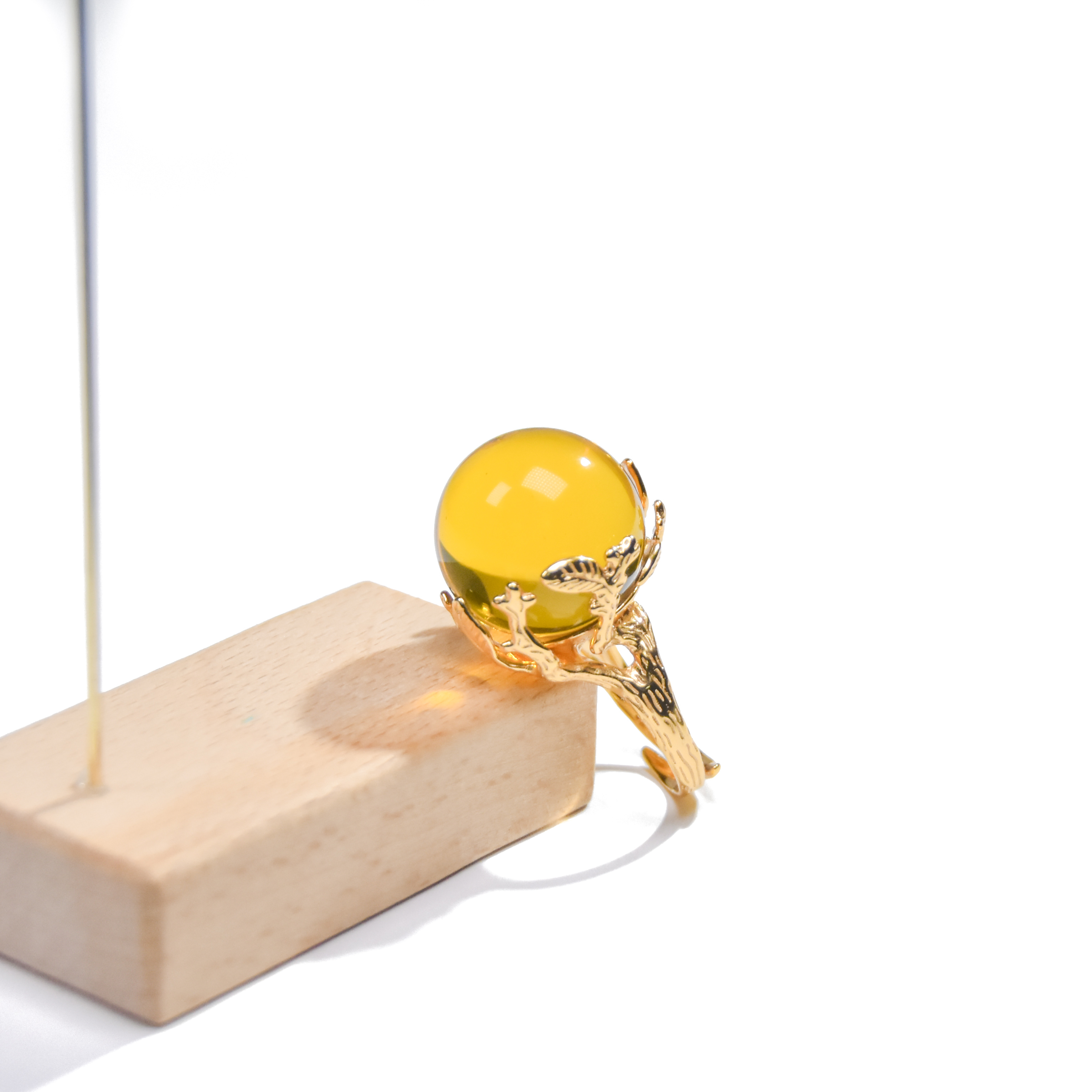 卫民珠宝-蓝珀戒指墨西哥3A级净水琥珀时尚百搭镶嵌豪华