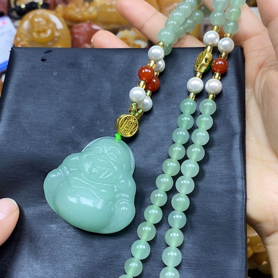 石英质玉（黄龙玉）颈饰未镶嵌