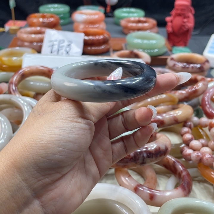 馨***7石英质玉钛钢珠宝奇石