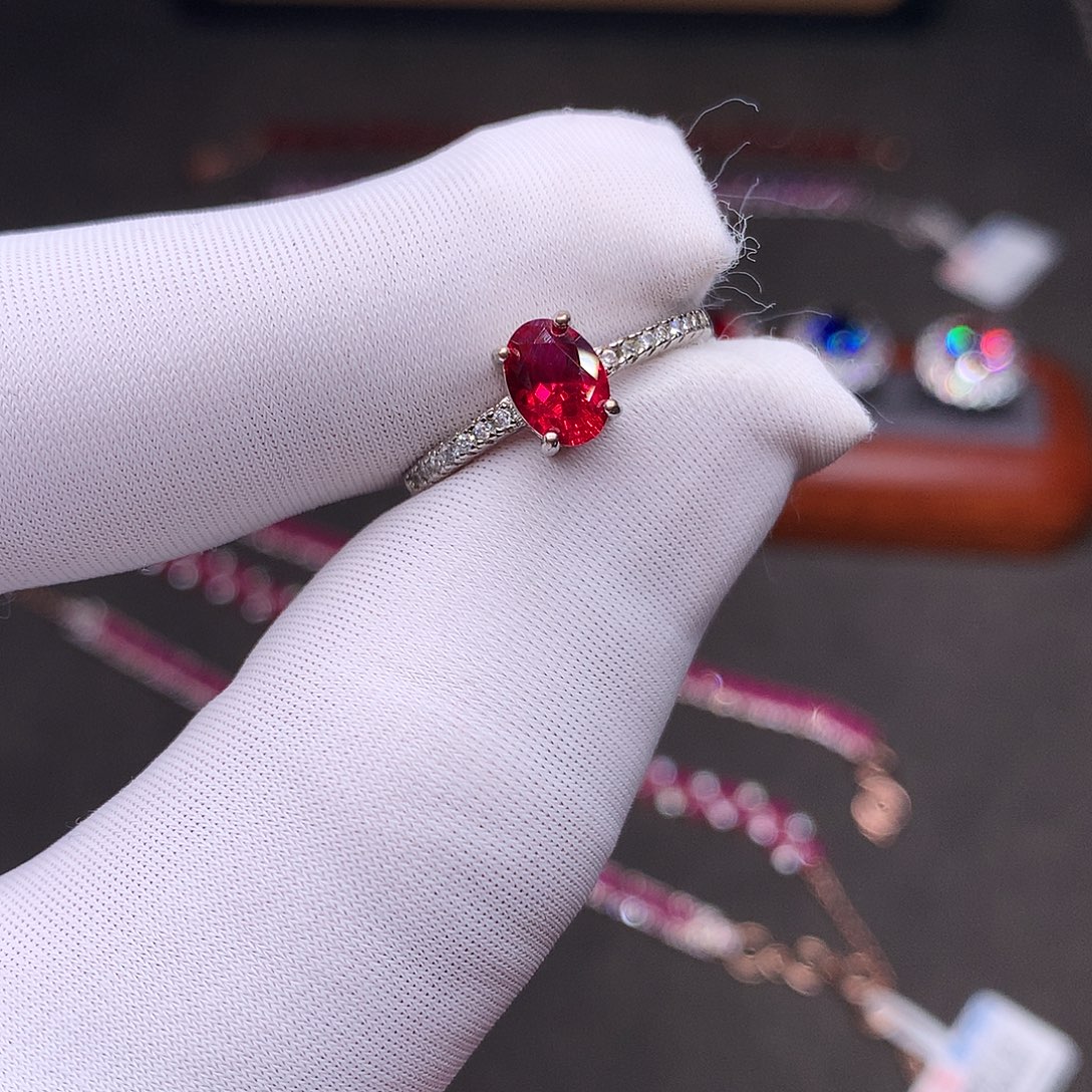 红宝石银S925镶嵌戒指