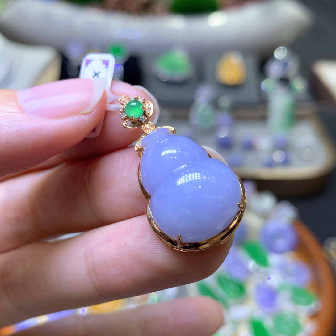 【闪购商品】翡翠颈饰18K金镶嵌翡翠吊坠项链