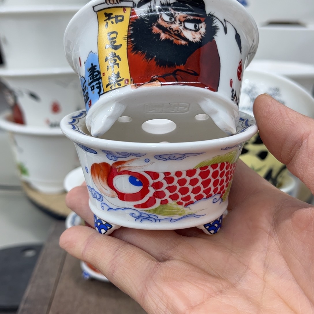 陶瓷白****菜内直径6-3微瑕一只➕一正