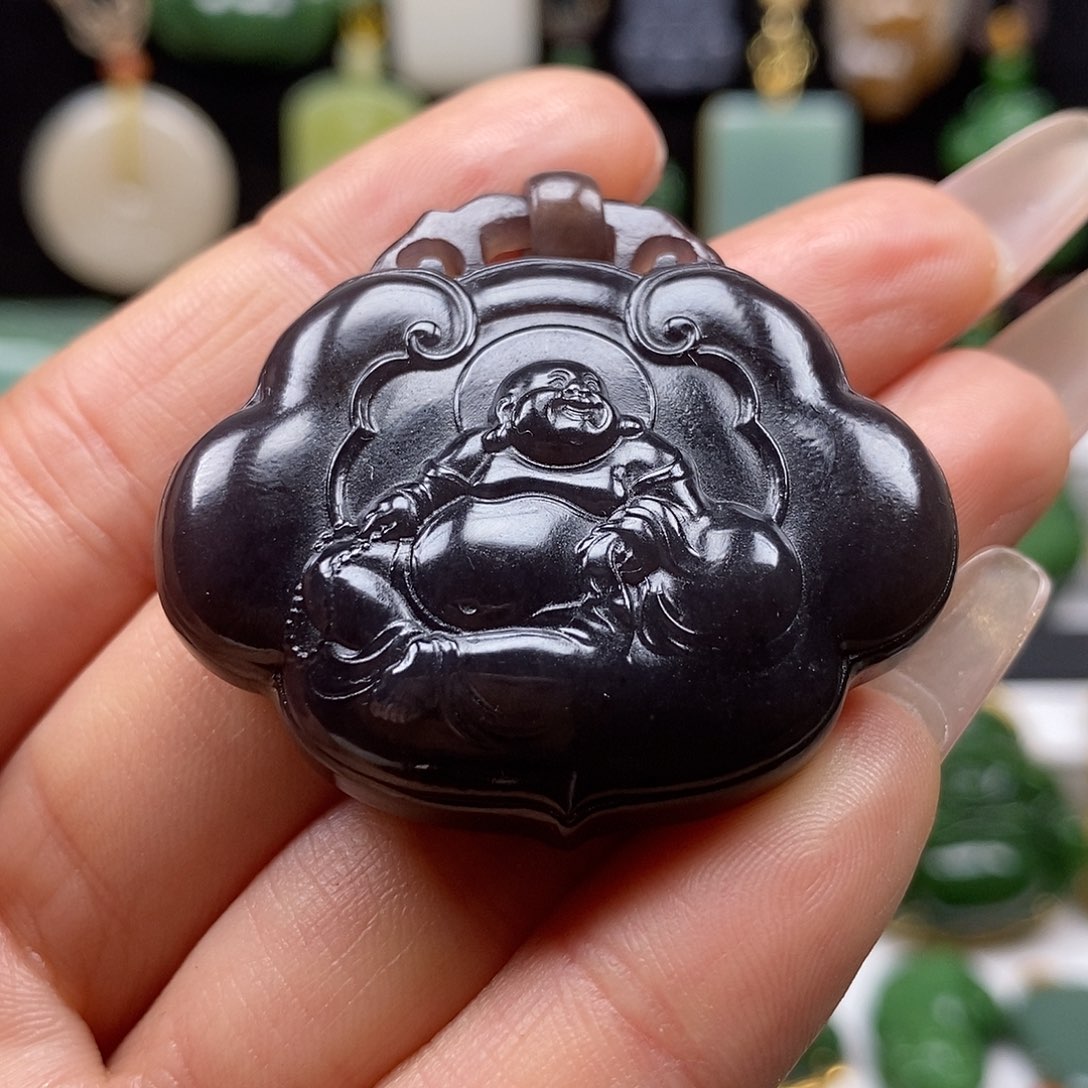 和田玉颈饰未镶嵌医**心