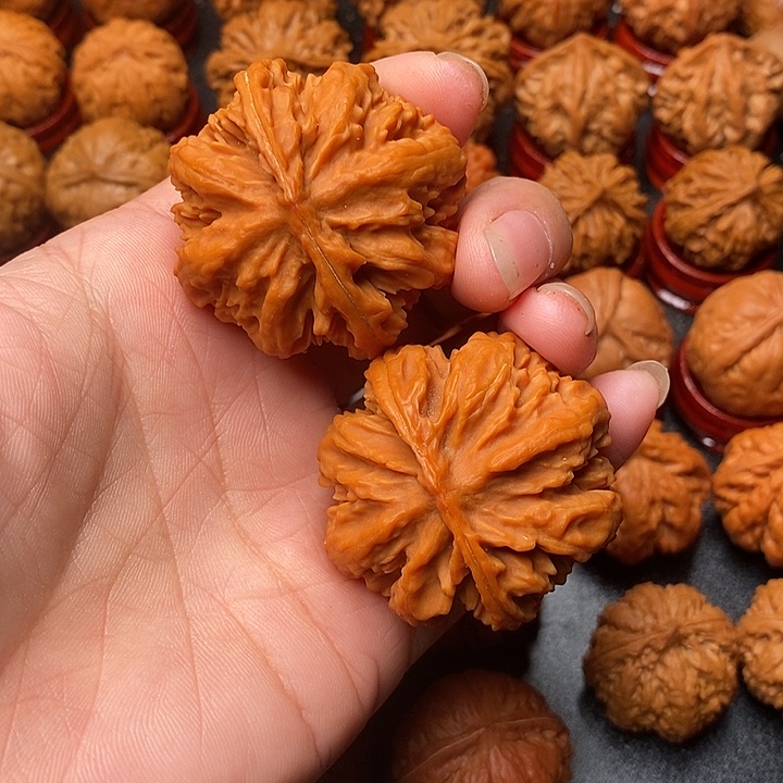 吊坠文玩核桃八棱