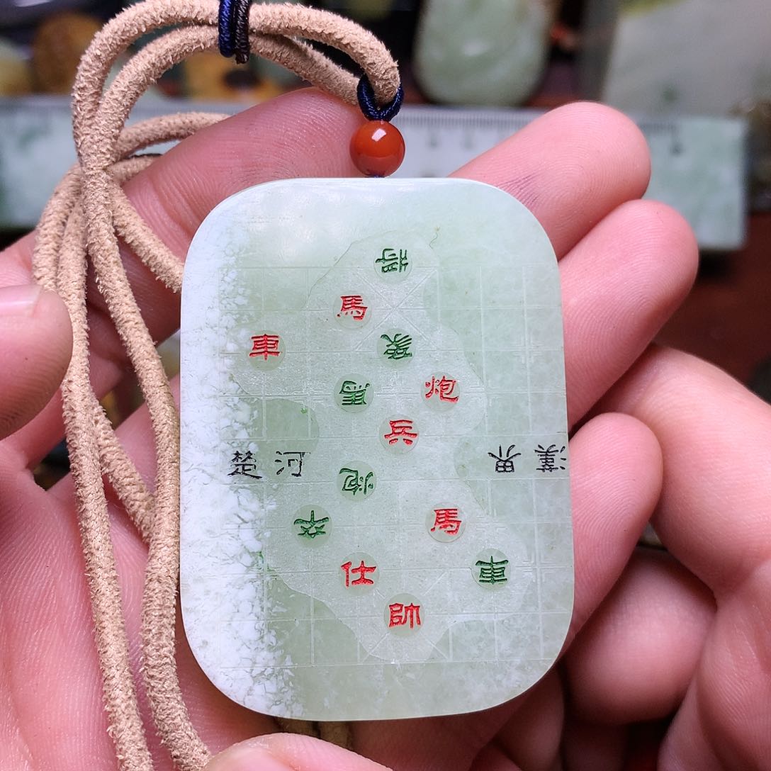 岫玉颈饰未镶嵌岫玉