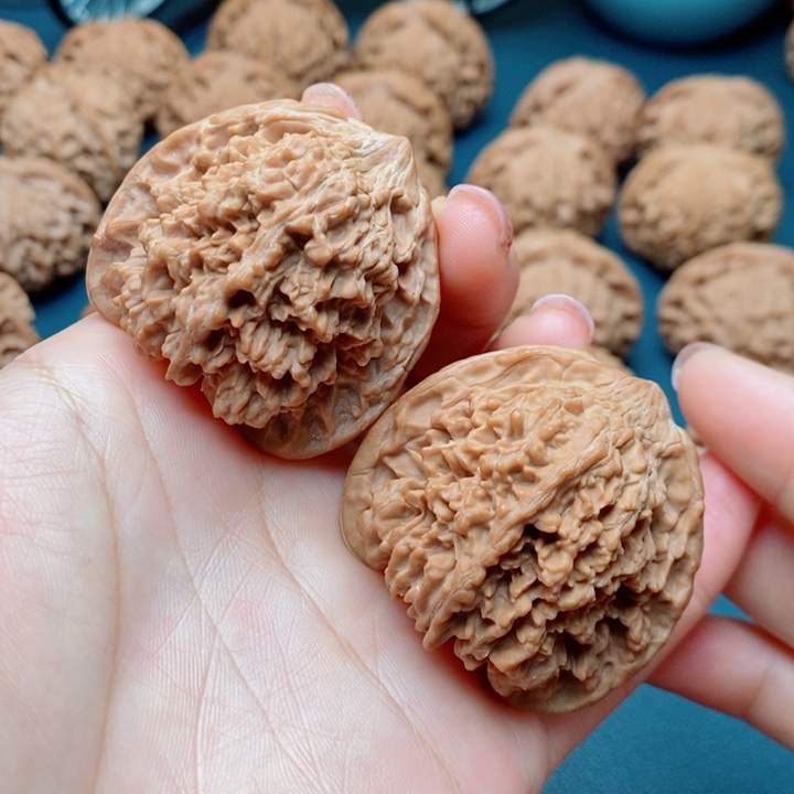 文玩核桃把件满天星43全品