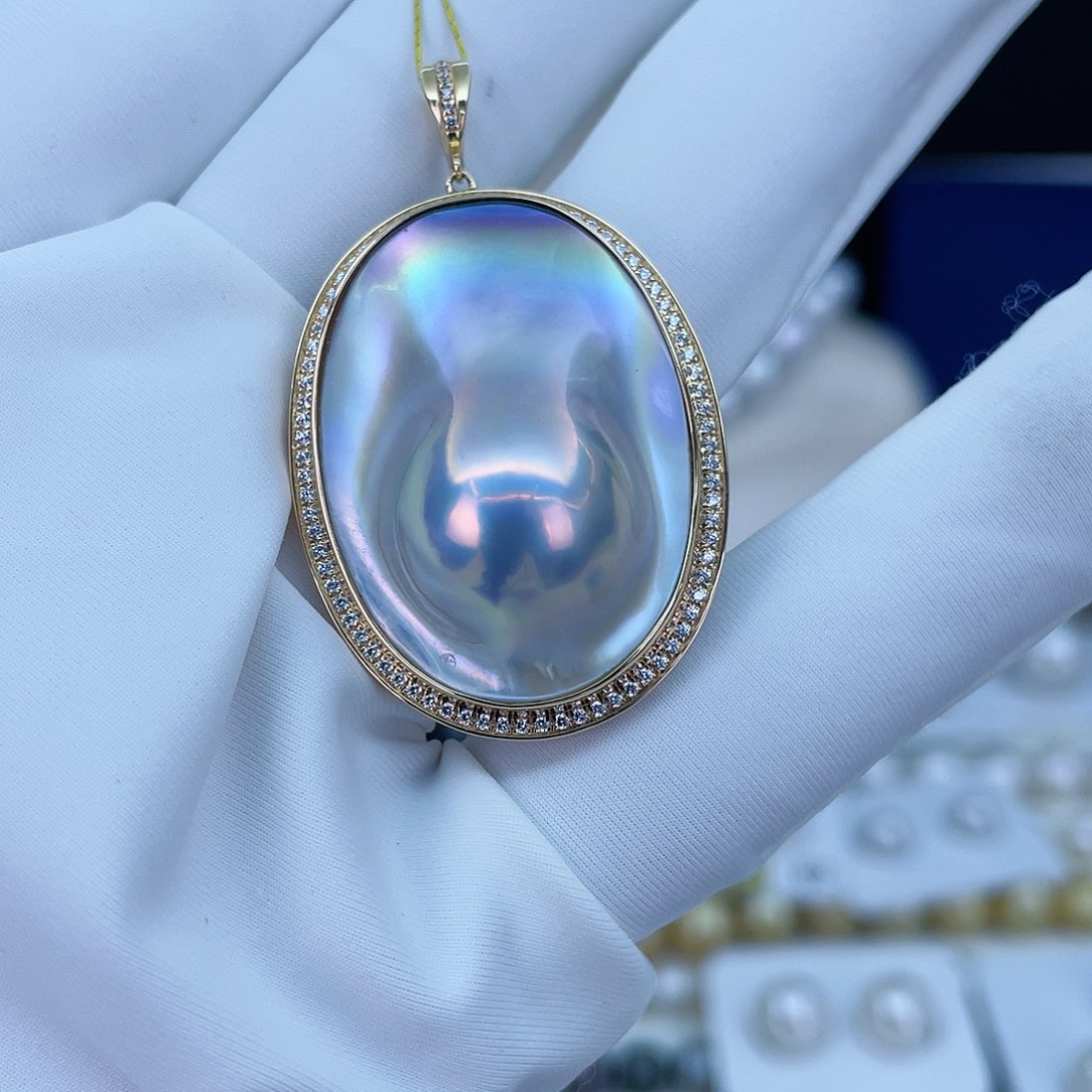 拼合珍珠（马贝珠）吊坠(不含链)18K金镶嵌