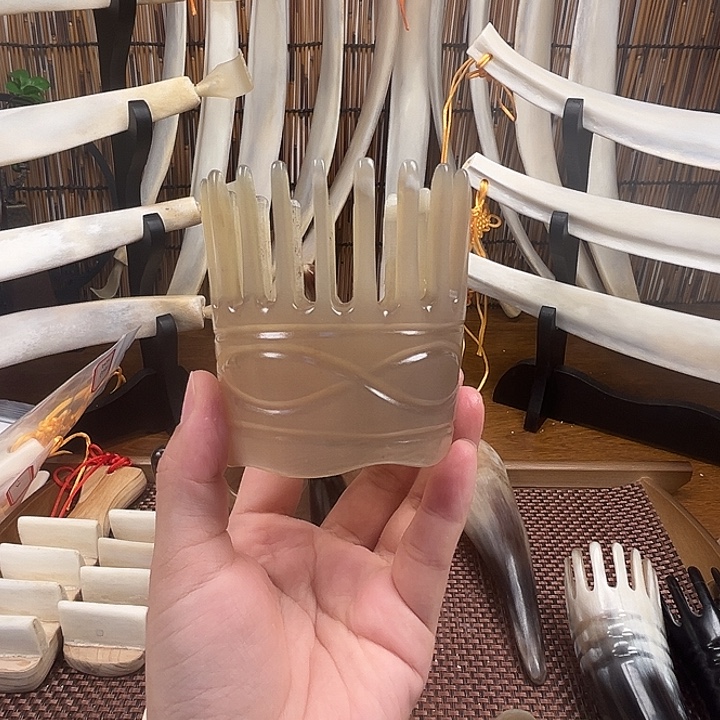 贞***贞高货牛骨刮痧板牛角梳