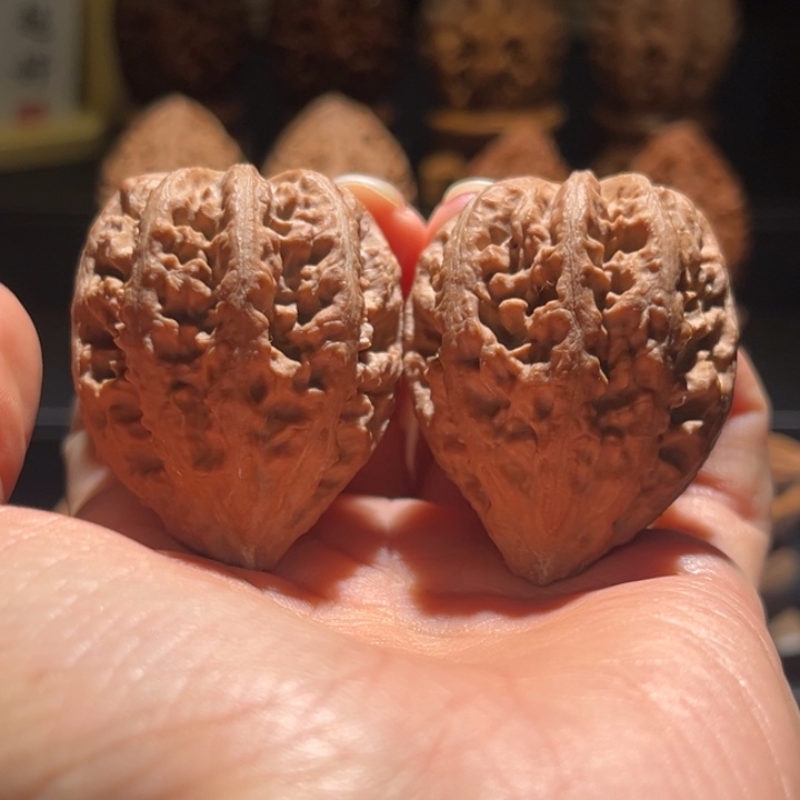 文玩核桃吊坠豆粒塔65
