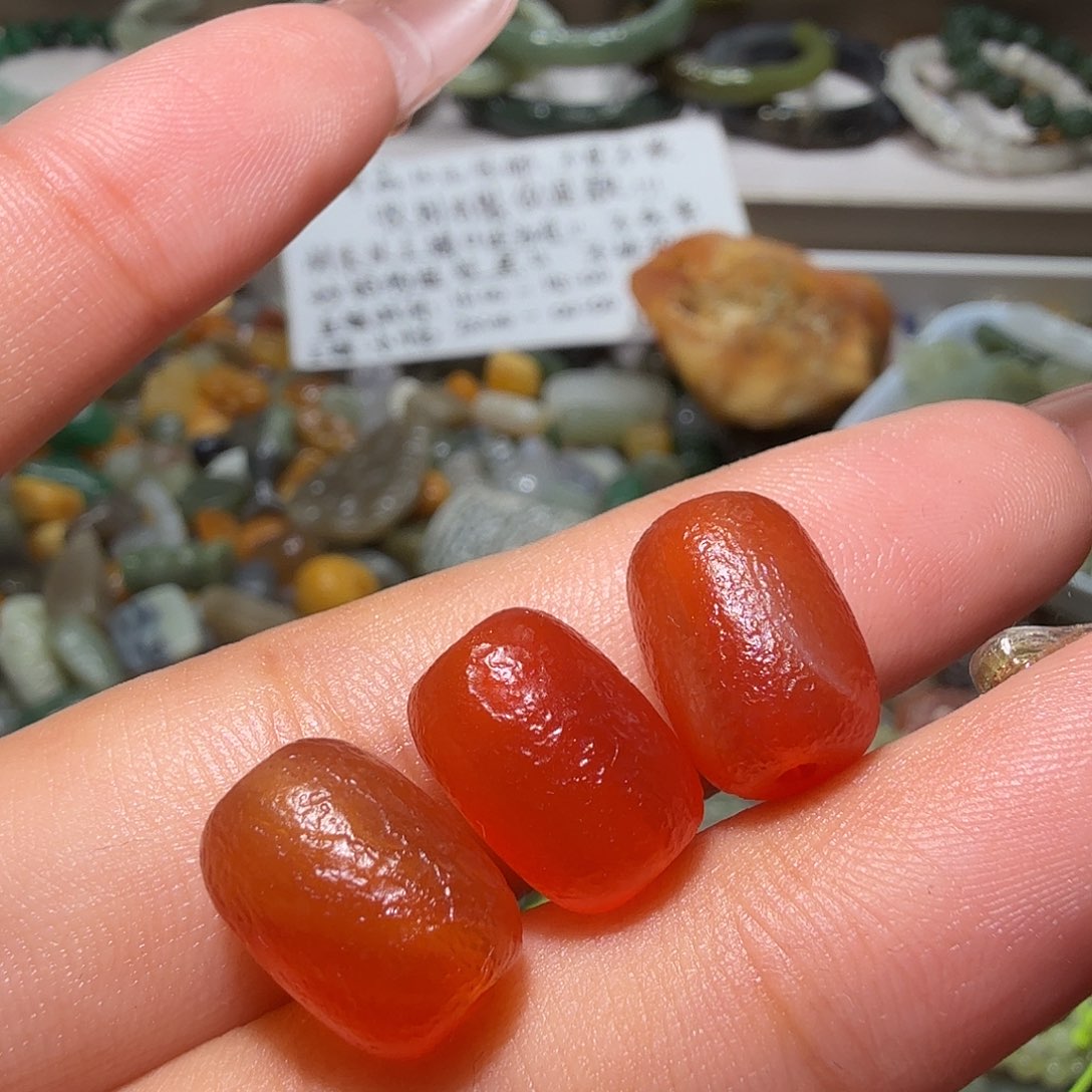 和田玉未镶嵌珠宝奇石