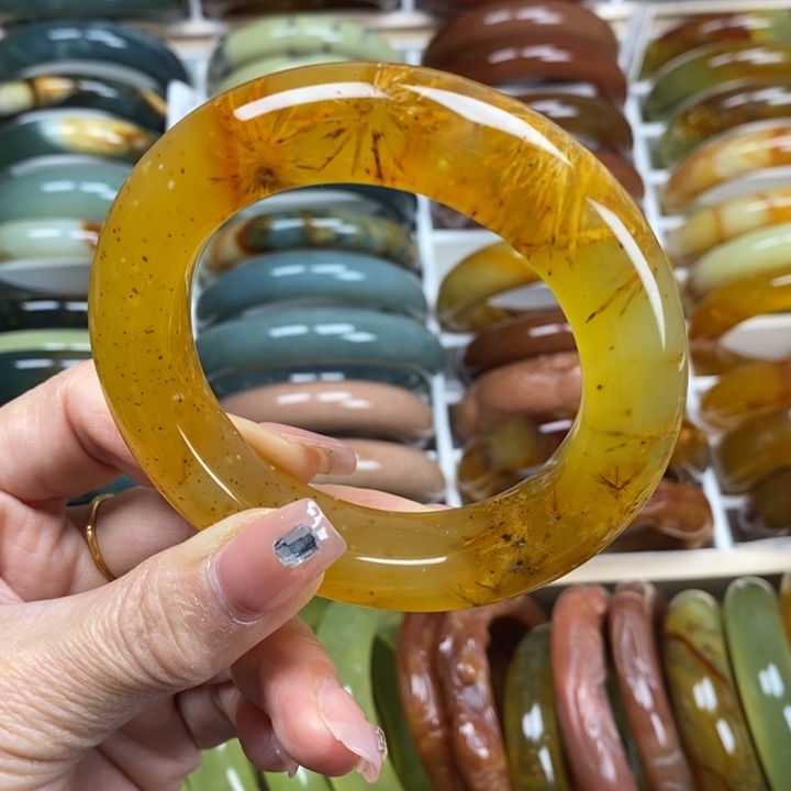 蛇纹石玉手镯未镶嵌54