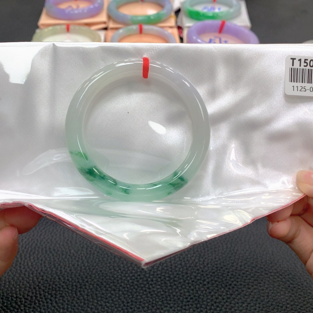 翡翠未镶嵌手镯9号