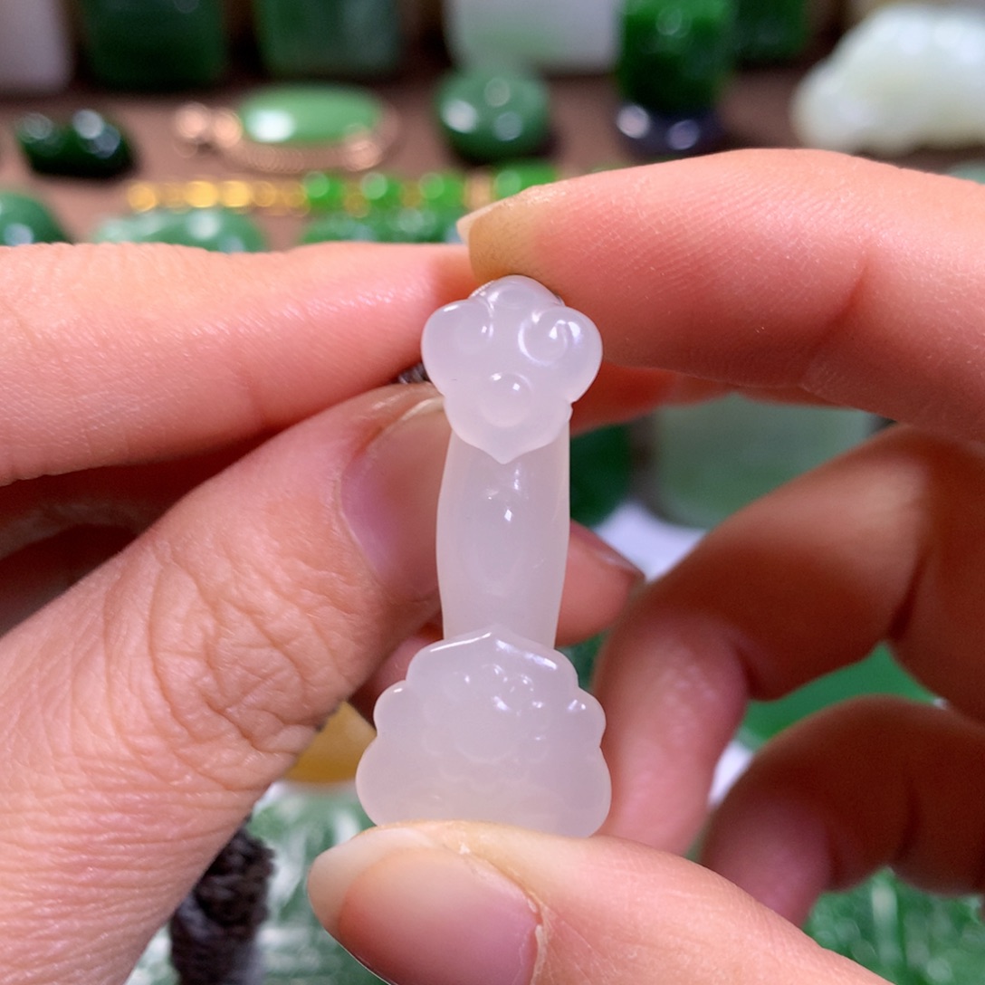 和田玉挂件未镶嵌