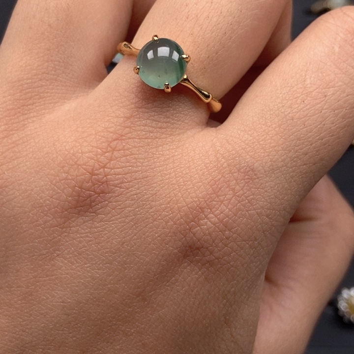 翡翠未镶嵌戒指戒指