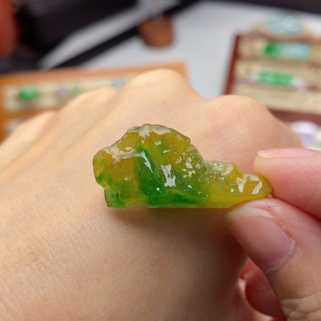 未镶嵌定制翡翠高颜值冰种黄加绿