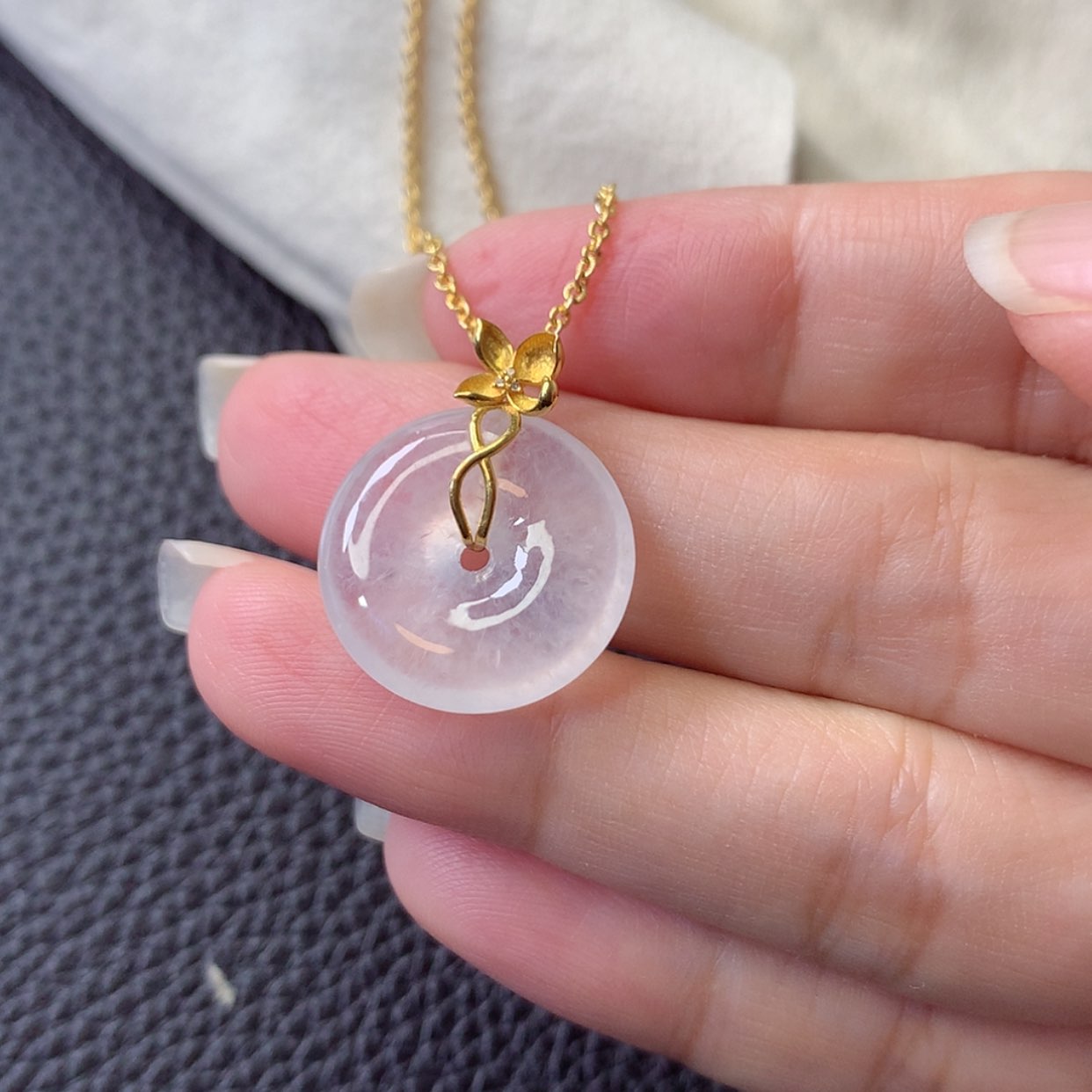 【闪购商品】吊坠(赠链)18K金镶嵌翡翠