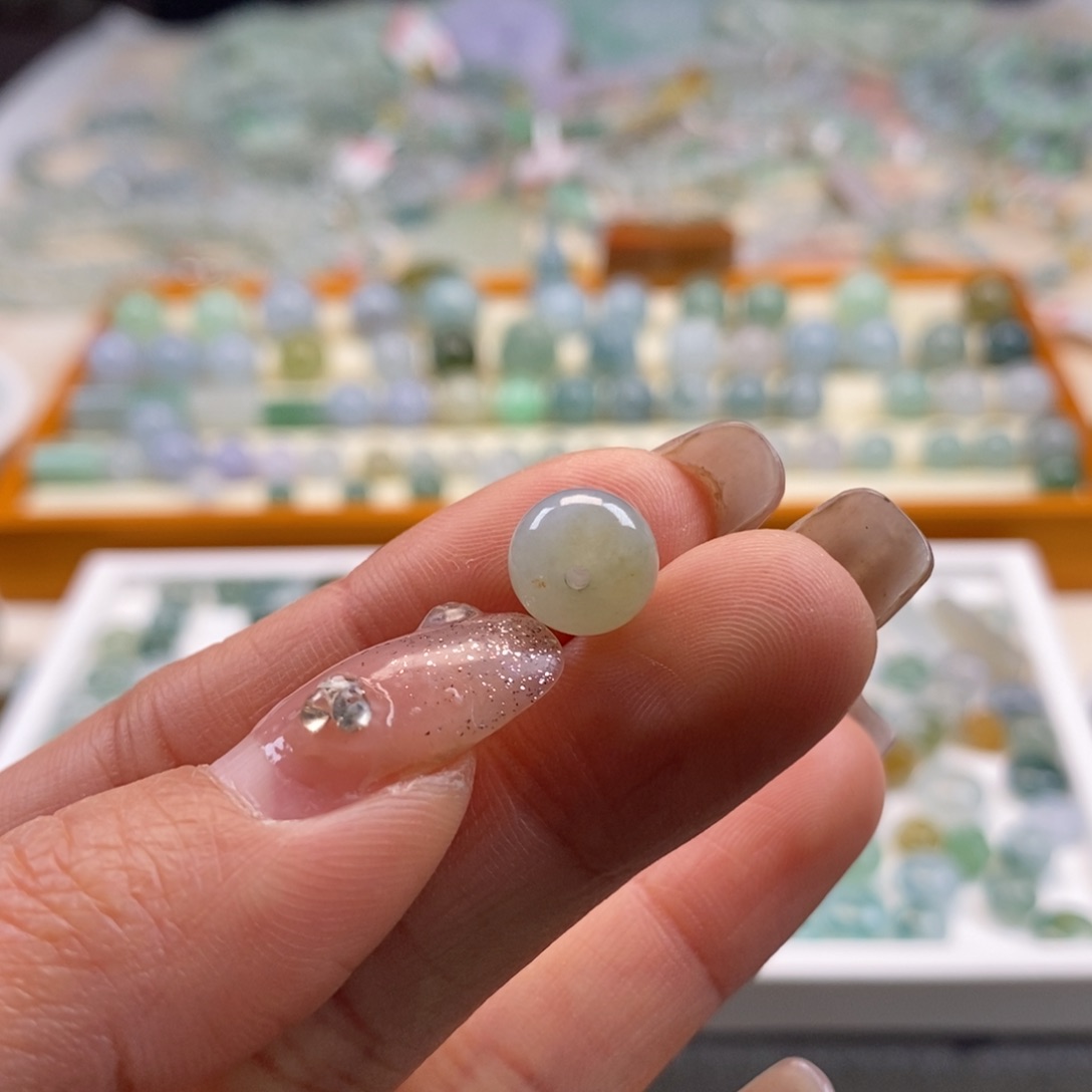 翡翠散珠天然翡翠鼓珠9,×6.9