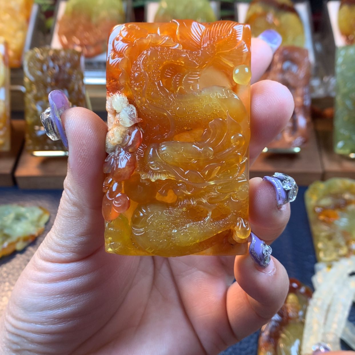 【闪购商品】蛇纹石玉颈饰未镶嵌