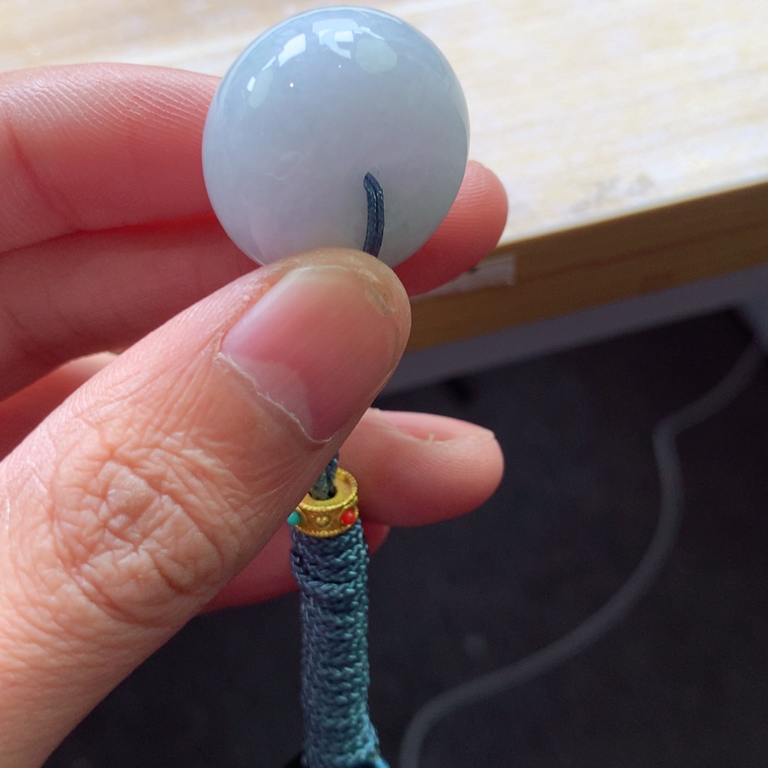 翡翠颈饰未镶嵌吊坠