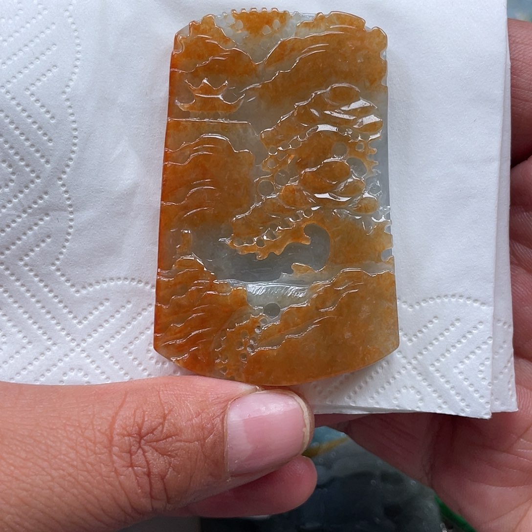 颈饰未镶嵌翡翠z****包翡玉缘翡翠