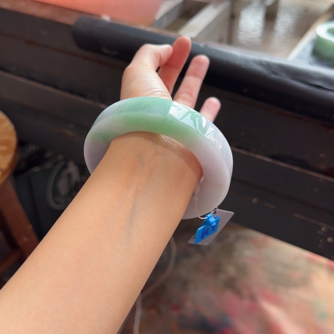 定制翡翠翡翠手镯未镶嵌翡翠手镯