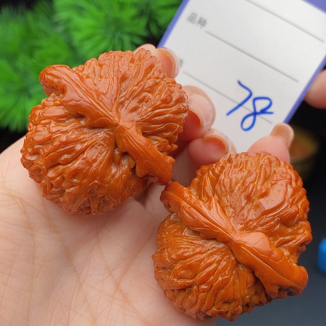 文玩核桃把件41闷白78