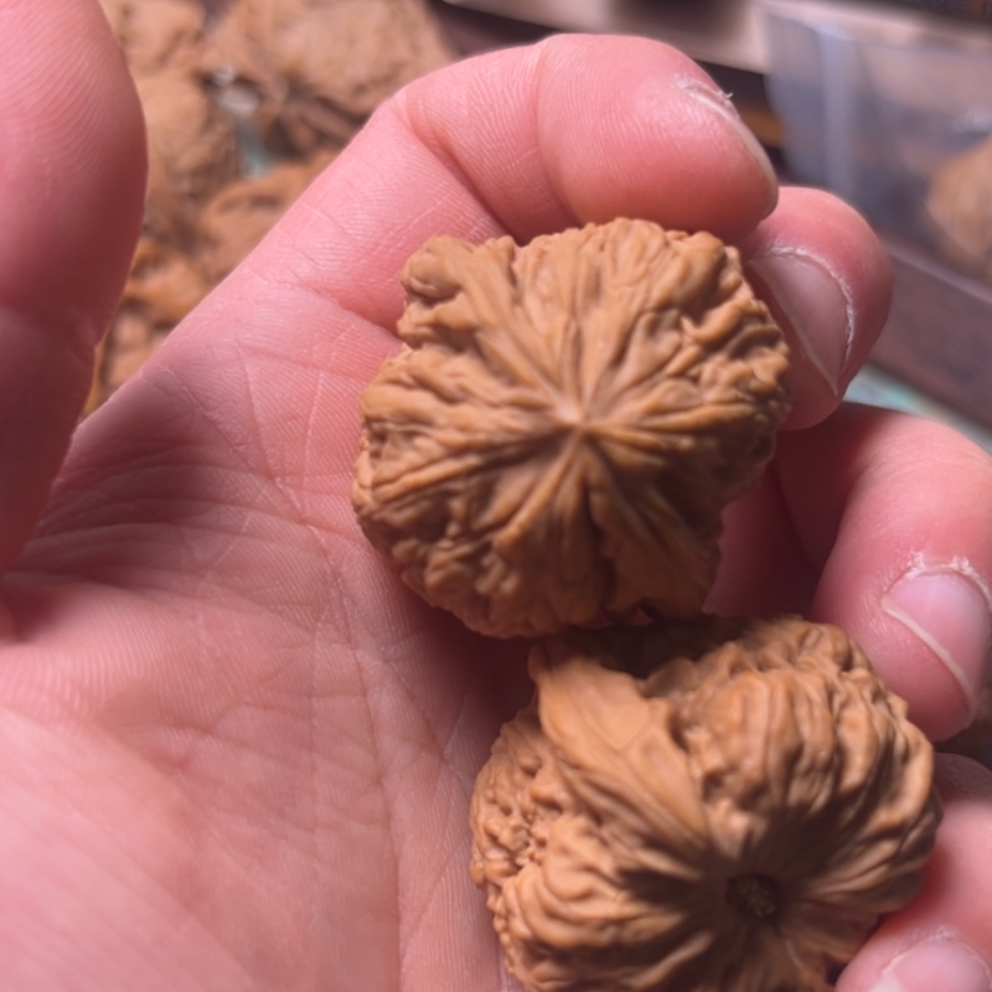 文玩核桃吊坠南疆石福利